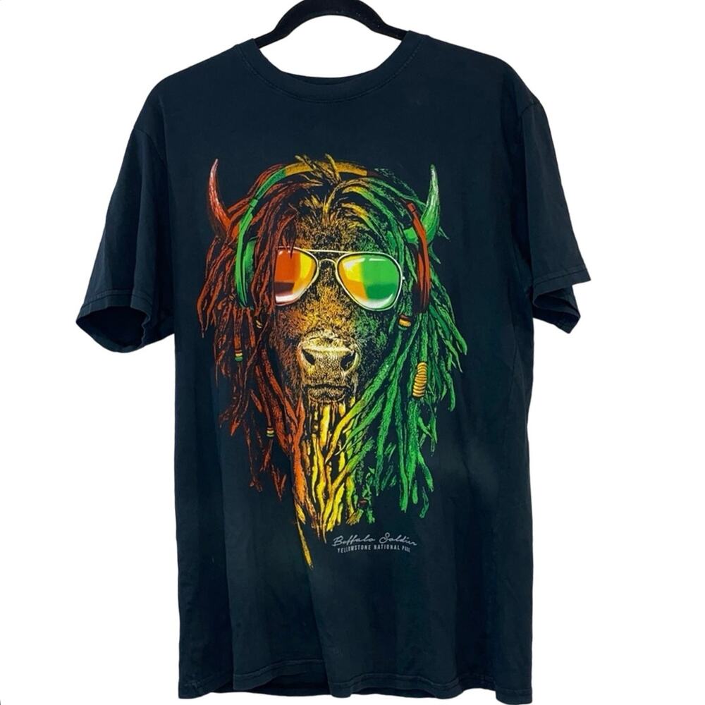 Buffalo Soldier Yellowstone National Park Rasta Bison Graphic Tee Medium Duck Co